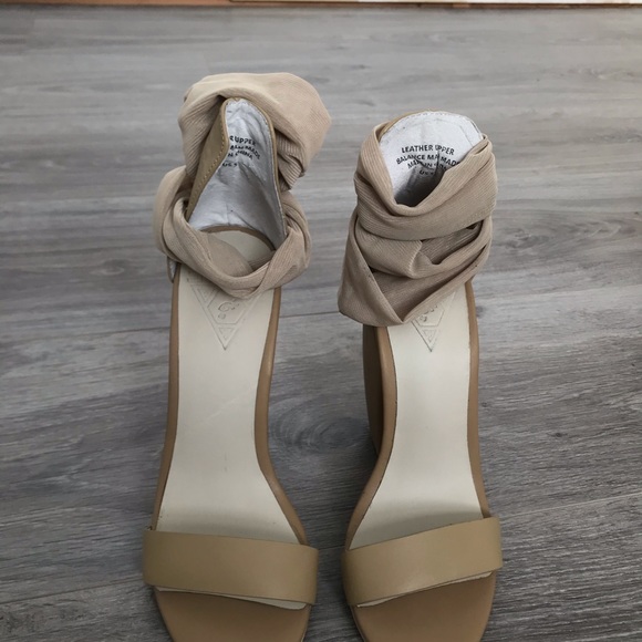 UNIF Nude Pyre heels - Picture 3 of 4